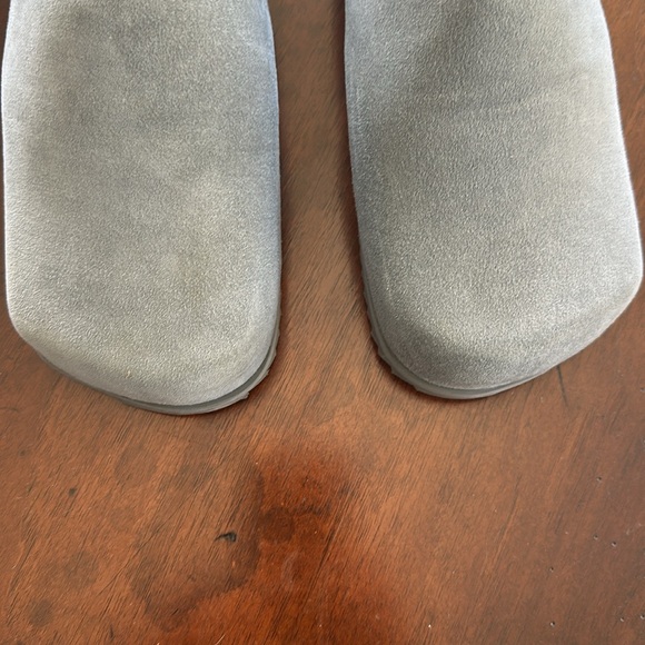 Yume Yume gray truck slides -size 37 - Picture 3 of 7